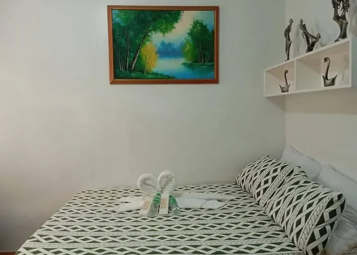 Trees Residences Lynnette's Place Hotel Manila